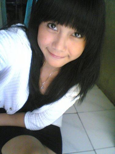 desikidiwlens's profile picture. ♥Allah || ♥Family || I will always support:⏳@t2wrld