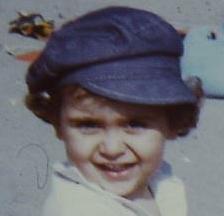 Technologie, musique, politique, économie, innovation, idées créatives, ... Mes retweets n'engagent que moi.. et tout le monde s’en fout :)