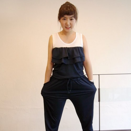 PeANuT0717's profile picture. Stylist / TVCF /

행복하다고 믿기 때문에
어떤것도 행복으로 만들어 갈 자신있다.
나에게 던져질 어떤것도
나는 행복으로 만들어 갈 자신있다.