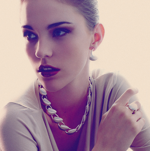 Danish design + Australian artistry = Daniel Bentley Fine Jewellery. Stunning original designs created for modern women and men.