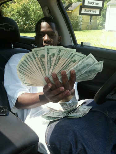 I BE ON SUM FUCK THE WORLD SHIT CUZ I GRIND TO GET WEA IM AT THESE NIGGAS DNT WANNA SEE U WITH THE STACKS I FUCK FLY BITCHES TO BE EXACT....