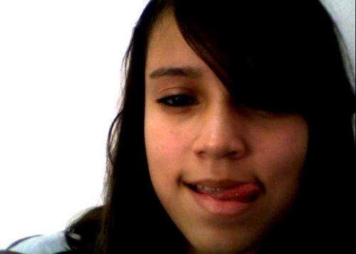 • 'Biografia {?}
Fala sério! Como vou resumir minha
vida aki no twitter?
;P