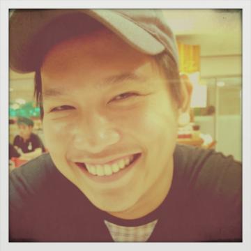 kaizervoltz's profile picture. former journalist, always curious.