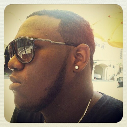 God chaser; Husband; Father; Son; Brother; Uncle; Friend; Professional; Student; Dream Chaser #teamdarkskin #teamManning #Royalty