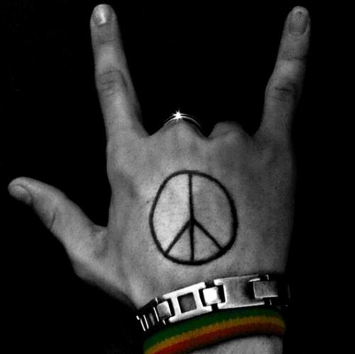 O Bravura27 é um grupo que transmite Positividade através do Reggae' e Expressão através do Rock'
Contato: (84)9611-5130