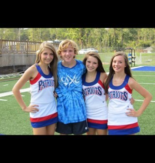 JohnLlcooljmm's profile picture. single and 18