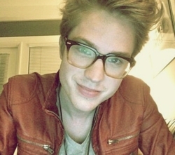 First brazilian twitter fan club dedicated for our nerd Cameron Mitchell! Since June 23th, 2011 ♥