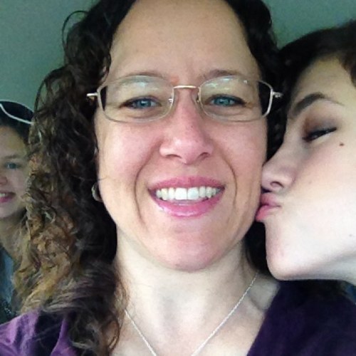 AMerryGoodHeart's profile picture. Am I really entering the instant-information age? Wonder if I'll be able to catch up. Or keep up!