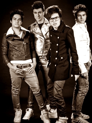 VOTE RESTART NA CATEGORIA DE:MELHOR BANDA BRASILEIRA E MANDAR PRA CÁ! #VOTERESTART http://t.co/LEl06hH4rI