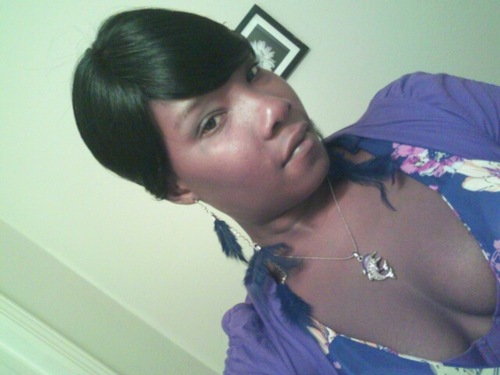 Sw33t_Pumpkin's profile picture. Living Life Like There's No TMRW with my #Savior on my side #TeamRKN #TeamDubDuces #TroubleMindsEntertainment R.I.p Gail,My granny,Boog,&Joshua