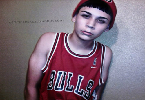 http://t.co/ZE4xGIgmtb
call me : TECKSZ . istand 6 ft . #teamSINGLE . donnt get On this to much . hmu On facebook ; Tecksz Anthony (;