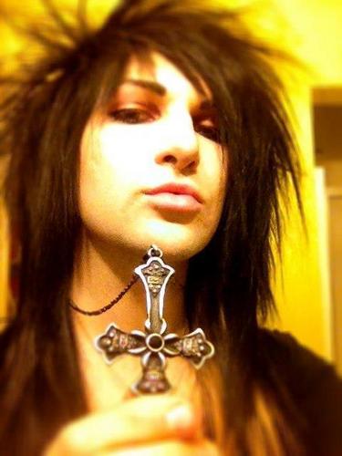 i love black veil brides i also like asking alexandria, falling in reverse, escape the fate, blood on the dance floor and @bryanstars tweeted me on 6/11