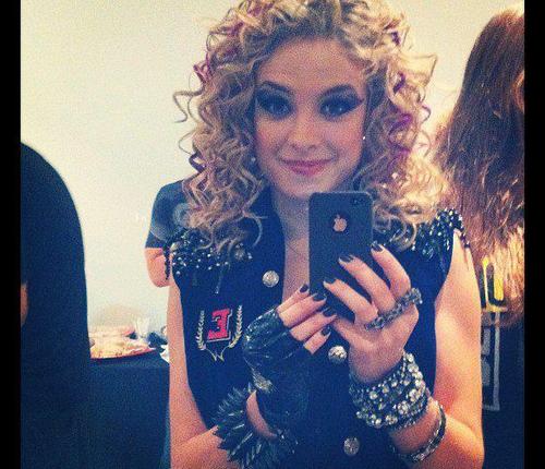 nao fiz esse twitter para apenas ganhar seguidores e sim homenagear minha diva Lua Blanco