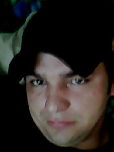 ola ! tenho 25 anos , sou solteiro