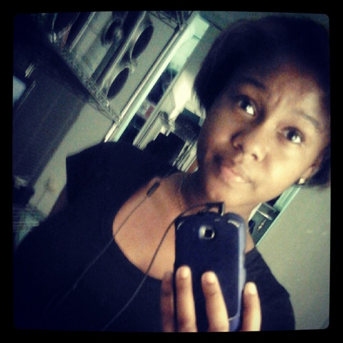 #TeamFollowBack #TeamGlasses #TeamFunny #TeamSmart #Team13 ★FOLLOW ME ILL FOLLOW BACK!! :) & on Instgram: Elaton http://t.co/6MwpIBosqz