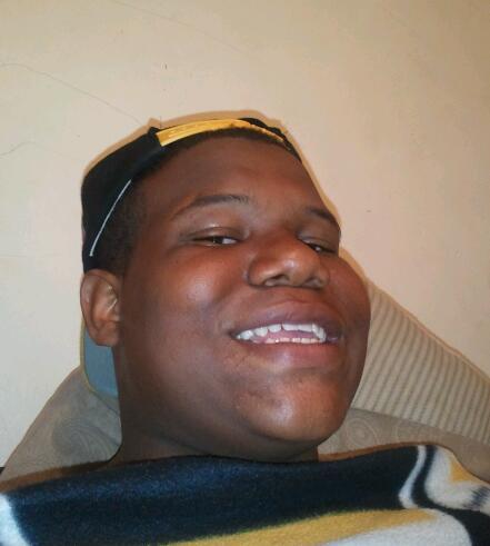 #teamfollowback #teamsmacked @THEhallehines @Fieresnapmeow