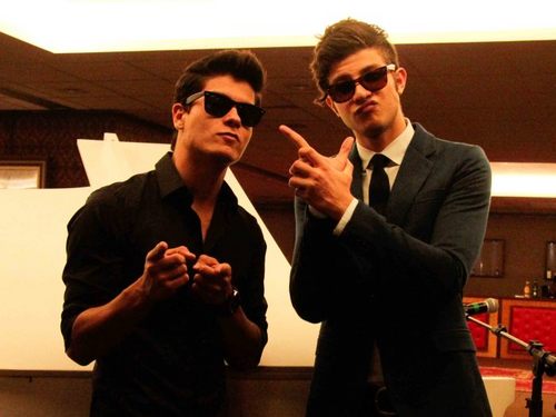 Feito no dia 08/06/2012 ás 11:35h da AM.
Não, eu não sou apaixonada por eles, mais sim acho eles super fofinhos, graças a @jhuliealways (: