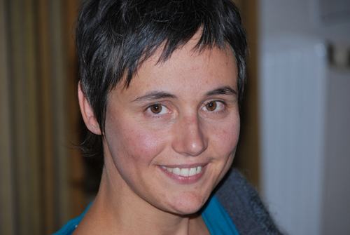 Baustellenarbeiterin, Fernsehschaffende, Entdeckerin. Was gibts Neues? Nehm ich!
