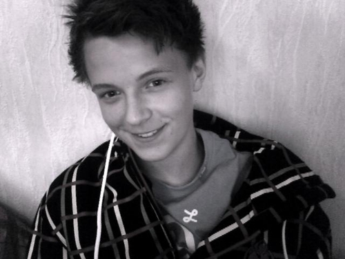 johankarlsen's profile picture. sup?