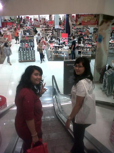 VieaThea's profile picture. menurut kamu????????????????