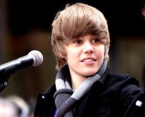 justin bieber çok seviyorum en sevdiyim renk kırmızı mor seni çok seviyorum