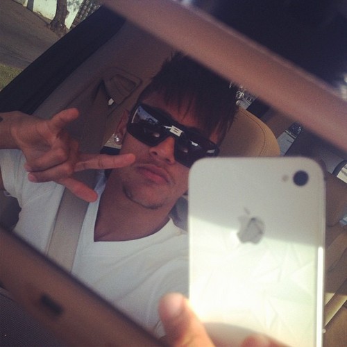 seja todos bem vindo ao fc njr lindo @Njr92 eu te amo muito feliz ousada e filha de deus #OusadiaeAlegria