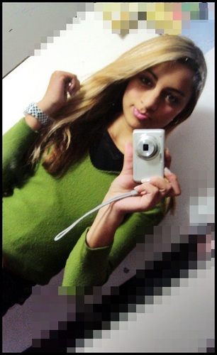 Mee  Seeguee   aew ?