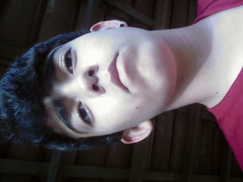 sou um pouco timido,louco quando posso,e hostil quando devo!!!
nimguem numca ira me mudar!!