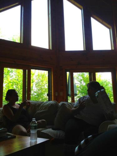 elfiee33's profile picture. 