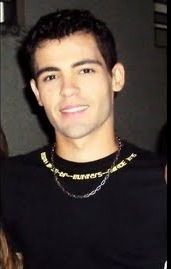 ' Futuro Administrador de Empresas, 20 anos. [ Deejay, Booleiro e  Jogador de Poker ] Contato: http://t.co/pftqcLF2ae