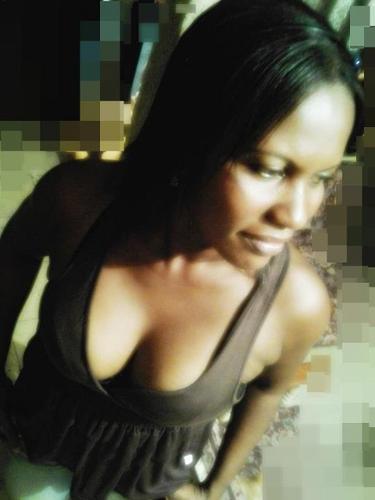 Procura ser tan grande que todos
quieran alcanzarte y tan humilde que todos quieran estar contigo. nelycyta23@hotmail.com