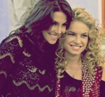 @Lua_Blanco , @Aguiarthur, @Micaelborges_ , @sophiaabrahao , @ChayLeao e @melfronckowiak. Uma vida baseada em seis sorrisos s2   ;  desde 26 de março de 2012