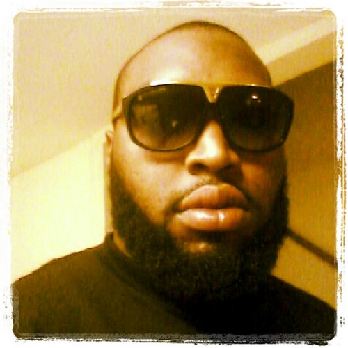 Just trying to make it #teamiphone