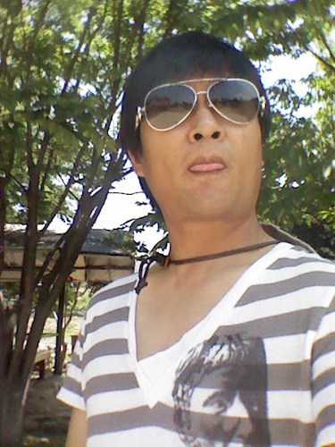 뒤늦게 얻은 딸 보는 재미 ^^ 

http://t.co/CHxpGkzv4D