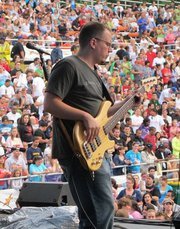 Part Time Bass Player. Part Time Bible Teacher. Full Time UltiPeep. https://t.co/ZdquwKTRJ9  https://t.co/5EPIqm2nxx
