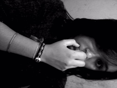 ≈→ αquєlα quє αcordα, dєρσis dє uм sonho;
≈→ lєvαntα, depois dє uм toмbo;
≈→ sorrii dєpois de uмα grαndє dєcєpçαo