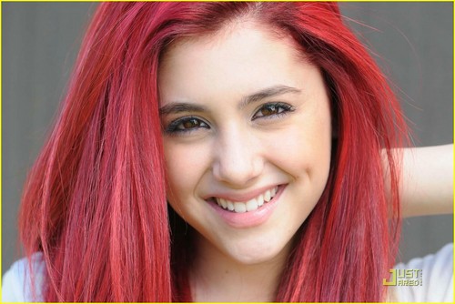 This is a fan club for Ariana Grande..!!! She is so amazing! everyone follow her!,she inspire's ALOT of people,without her, people would be lost,including me 3