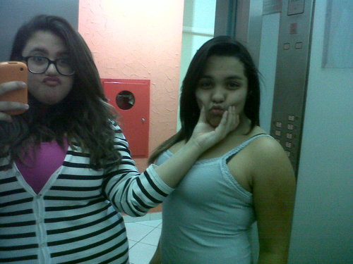 Gabrielly;;14 anos;;Libriana;;Santista, Skate, irmã do @gasB_ , amo @lucasfresno ,; solteira

http://t.co/IqPcpGgb0f