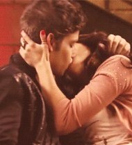 Eu não preciso te olhar pra te ter em meu mundo, pq onde quer que eu vá você está em tudo. Tudo, tudo, que eu preciso..Te vivo     @Chayleao And @melfronckowiak