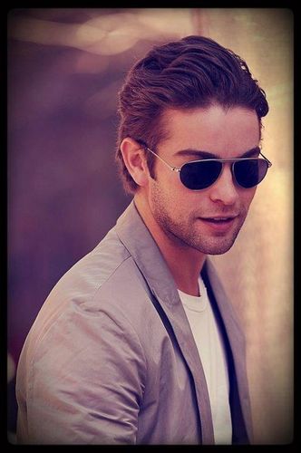 ChaceCrawfordCW's profile picture. Hey I'm Chace. You might know me from the show Gossip Girl. // Not the real Chace Crawford // #CW