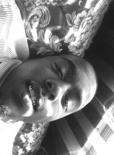 fuck the explaining, got alot to show ya.! Roll with me so i can read between yo eye's even tho we divided by what we reading between the lines.! simpleNplain