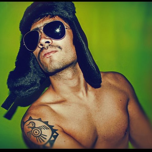 Fans Club de @ROZAMORA ♥ amamos su trabajo pero por sobre todo a el, Si lo amas Siguenos :D