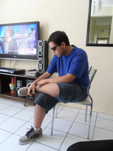 Sou detestável, arrogante, insensível e egoísta. Deve ter mais alguma coisa mas eu não lembro.
