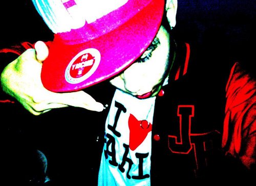 Dancer,Choreograper,XDC.
I Love dancing And its my LIFE..
#Mr.sWaGGie.03 on @Twitter
#Emorej xii on @facebook.