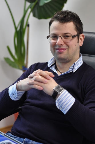 AdrianDulea's profile picture. 