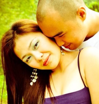 RJGlamorous's profile picture. Fear less , Hope more , eat less, chew more , whine less , breath more , talk less , say more , hate less, love more , and good things will be yours .