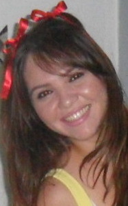 Amo minha vida e minha família! Sou alto astral sempre, e o que mais gosto de fazer é trabalhar. Sou feliz! Graças a Deus!