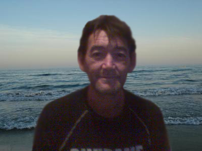 me gusta la pesca  el futbol mido 1,80 vivo en manises valencia y me gusta ser amigo de mis amigos  me gusta respetar las opiniones de los demas siempre