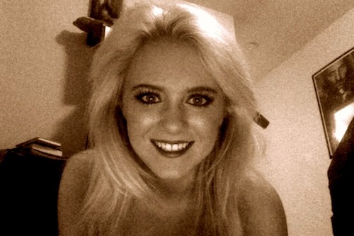 DavisDavis4's profile picture. play with heart and play with living soul