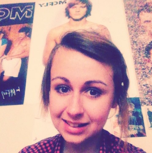 Chloe_Judd_x's profile picture. I love McFly im a McFlyer and a muser abd i also love All time low!! i am a very 'unique' peron uniqe is a nice way of saying im a retard lol xxxx